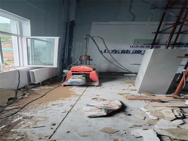 长武地基基础下沉墙体裂缝加固注浆顶升施工